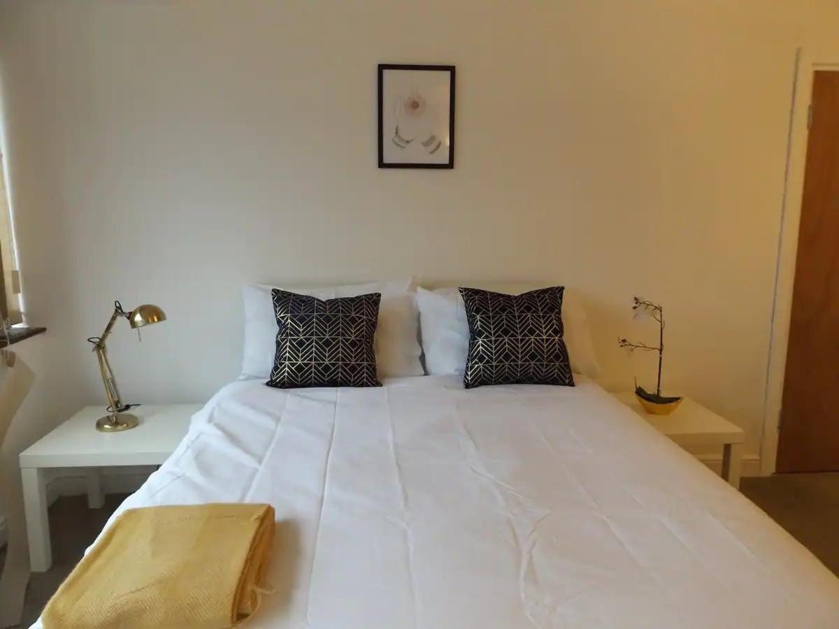 Lovely Bright In Holiday home *